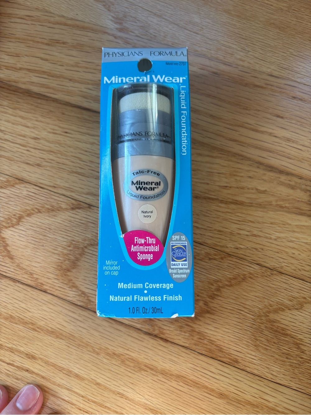 Physicians Formula Talc-Free Mineral Liquid Foundation - Turquoise & Beige